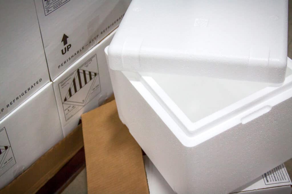 insulated food packaging cooler